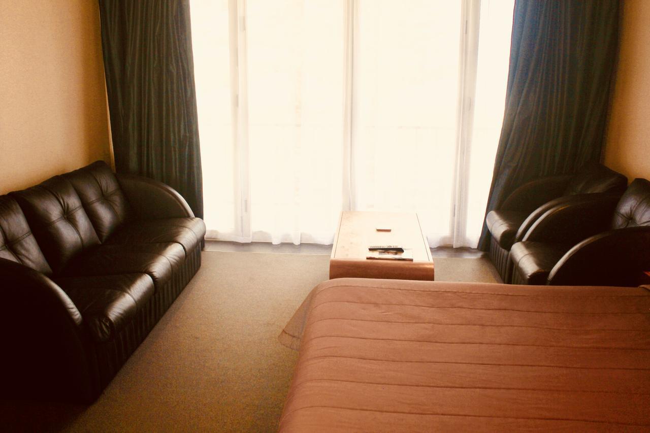 The Nautilus Hotel Napier Buitenkant foto A room at the hotel
